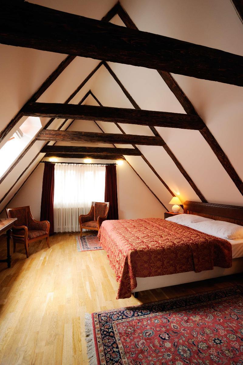 The Charles Hotel Ниагара-он-те-Лейк Экстерьер фото